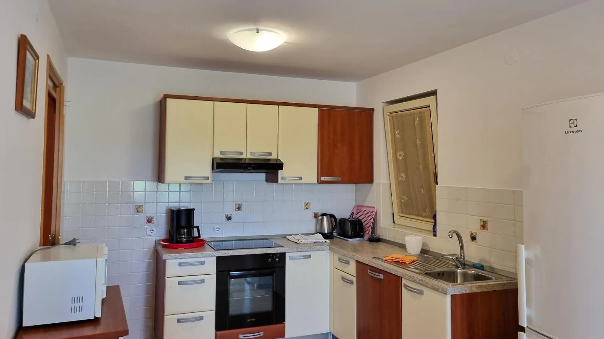 Apartmán Juli No3 & No4 Mugeba 0*,